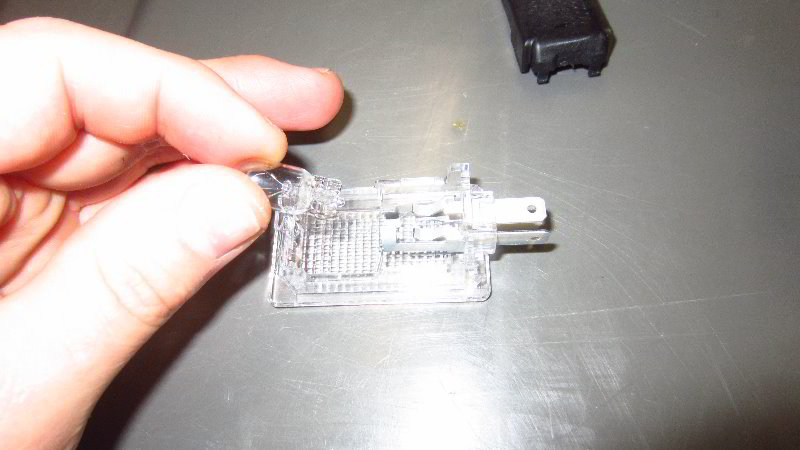 2014-2019-Kia-Soul-Glove-Box-Light-Bulb-Replacement-Guide-015