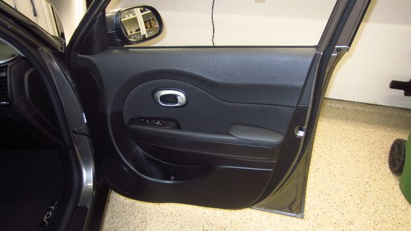 2014-2019-Kia-Soul-Interior-Door-Panel-Removal-Guide-001