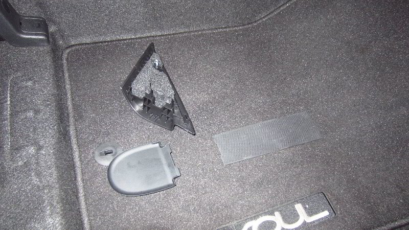 2014-2019-Kia-Soul-Interior-Door-Panel-Removal-Guide-010