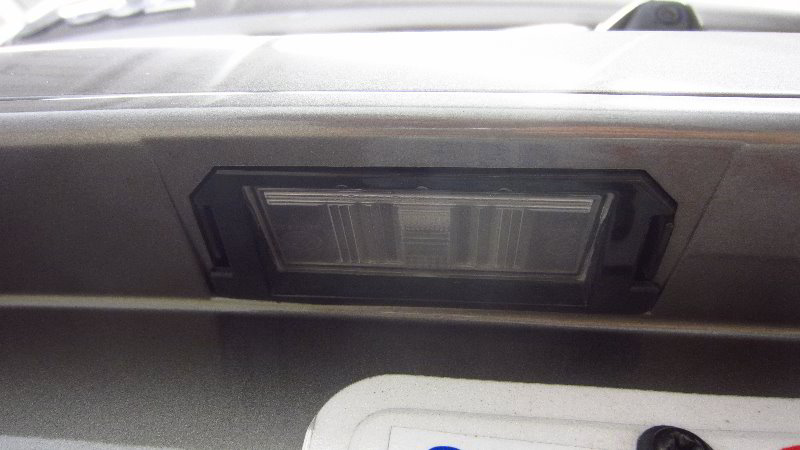 2014-2019-Kia-Soul-License-Plate-Light-Bulbs-Replacement-Guide-018