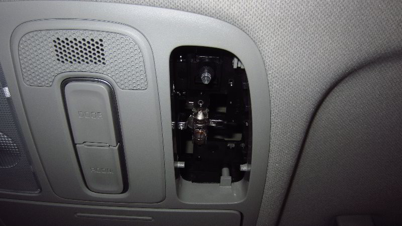 2014-2019-Kia-Soul-Map-Light-Bulbs-Replacement-Guide-006