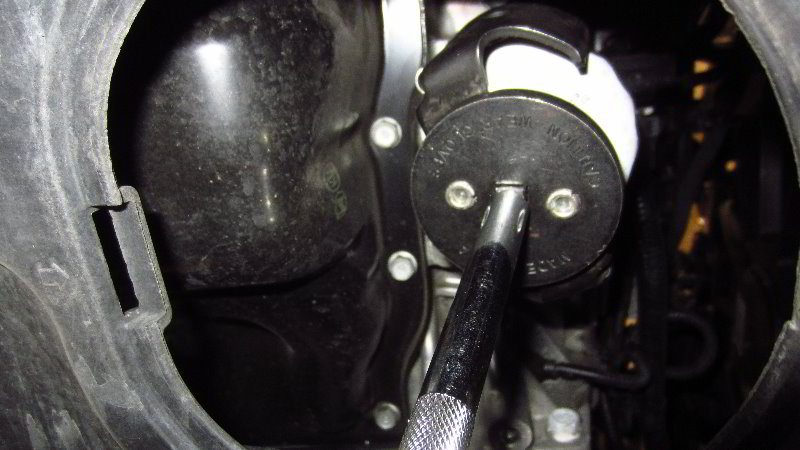 2014-2019-Kia-Soul-Engine-Oil-Change-Filter-Replacement-Guide-017