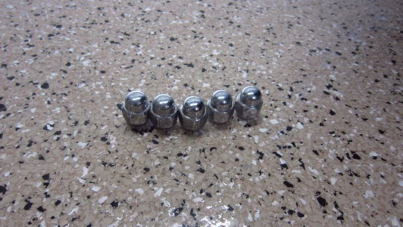 2014-2019-Kia-Soul-Rear-Brake-Pads-Replacement-Guide-004