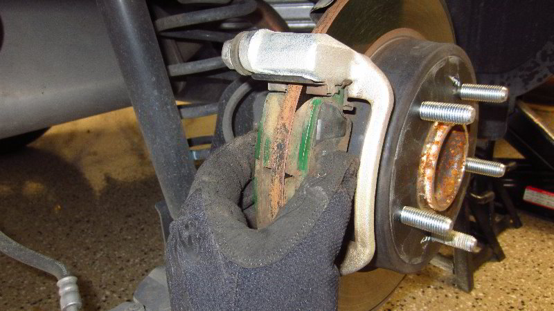 2014-2019-Kia-Soul-Rear-Brake-Pads-Replacement-Guide-030