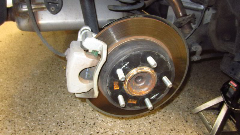 2014-2019-Kia-Soul-Rear-Brake-Pads-Replacement-Guide-042