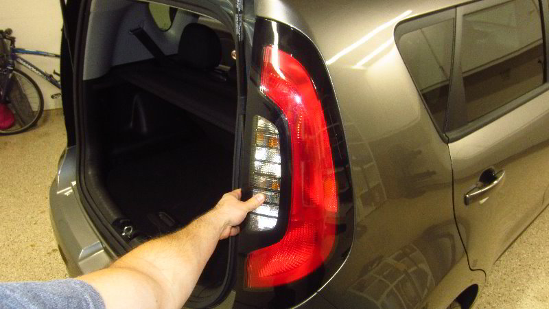 2014-2019-Kia-Soul-Tail-Light-Bulbs-Replacement-Guide-009