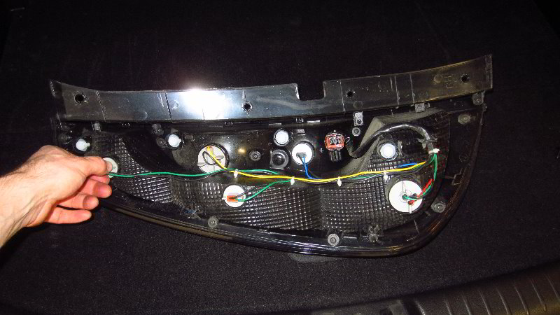 2014-2019-Kia-Soul-Tail-Light-Bulbs-Replacement-Guide-032