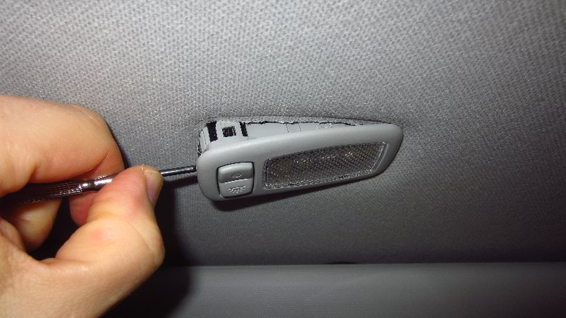 2014-2019-Kia-Soul-Vanity-Mirror-Light-Bulb-Replacement-Guide-003