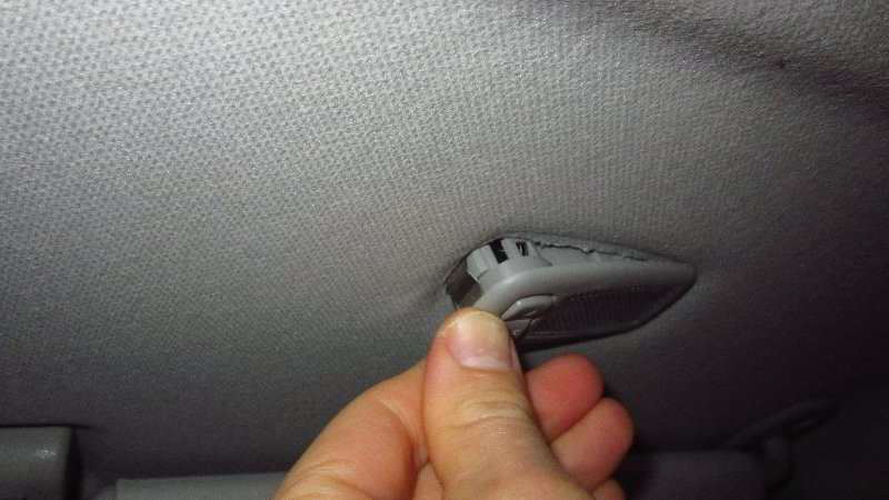 2014-2019-Kia-Soul-Vanity-Mirror-Light-Bulb-Replacement-Guide-015