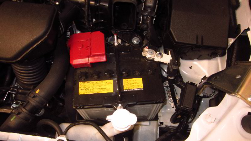 2014-2021-Mitsubishi-Outlander-12V-Automotive-Battery-Replacement-Guide-009