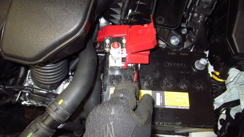 2014-2021-Mitsubishi-Outlander-12V-Automotive-Battery-Replacement-Guide-026