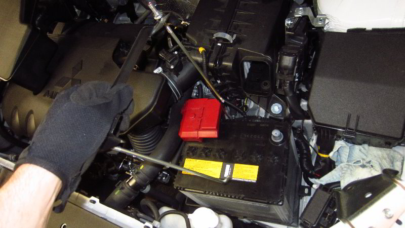 2014-2021-Mitsubishi-Outlander-12V-Automotive-Battery-Replacement-Guide-028