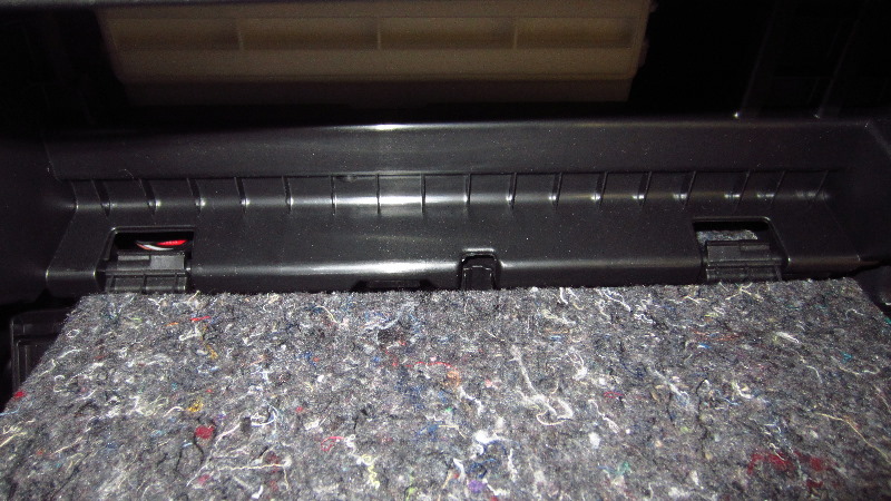 2014-2021-Mitsubishi-Outlander-Cabin-Air-Filter-Replacement-Guide-025