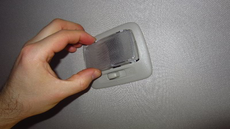 2014-2021-Mitsubishi-Outlander-Cargo-Area-Light-Bulb-Replacement-Guide-013