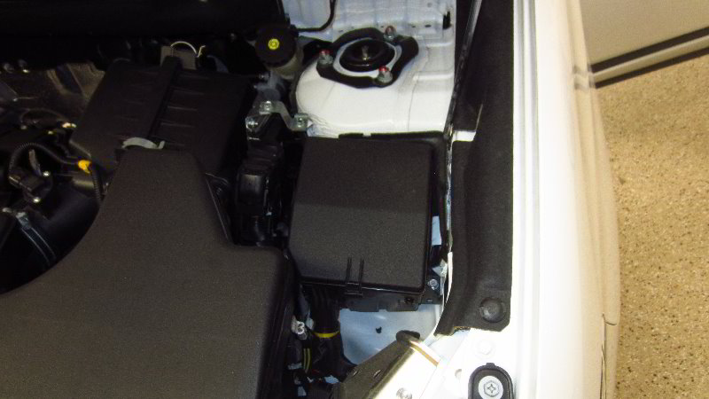 2014-2021-Mitsubishi-Outlander-Electrical-Fuse-Replacement-Guide-002