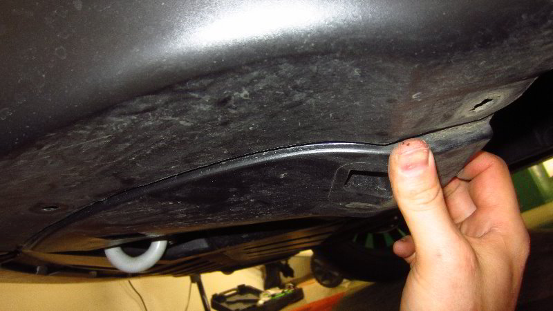 2014-2021-Mitsubishi-Outlander-Fog-Light-Bulbs-Replacement-Guide-018