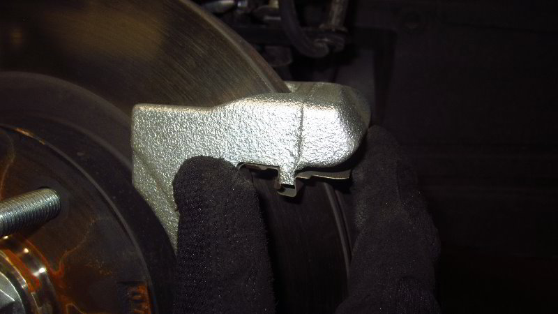 2014-2021-Mitsubishi-Outlander-Front-Brake-Pads-Replacement-Guide-017