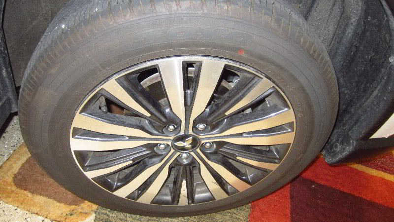 2014-2021-Mitsubishi-Outlander-Front-Brake-Pads-Replacement-Guide-039