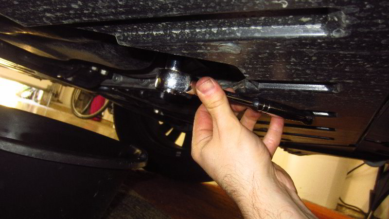 2014-2021-Mitsubishi-Outlander-Engine-Oil-Change-Filter-Replacement-Guide-016