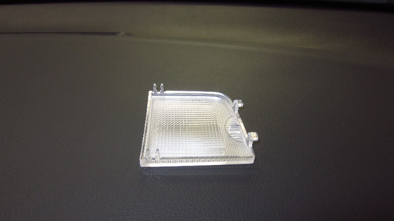 2014-2021-Mitsubishi-Outlander-Map-Light-Bulbs-Replacement-Guide-006