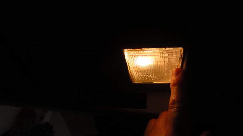 2014-2021-Mitsubishi-Outlander-Map-Light-Bulbs-Replacement-Guide-017