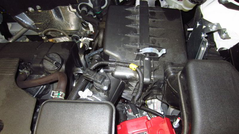 2014-2021-Mitsubishi-Outlander-MAF-Sensor-Replacement-Guide-002