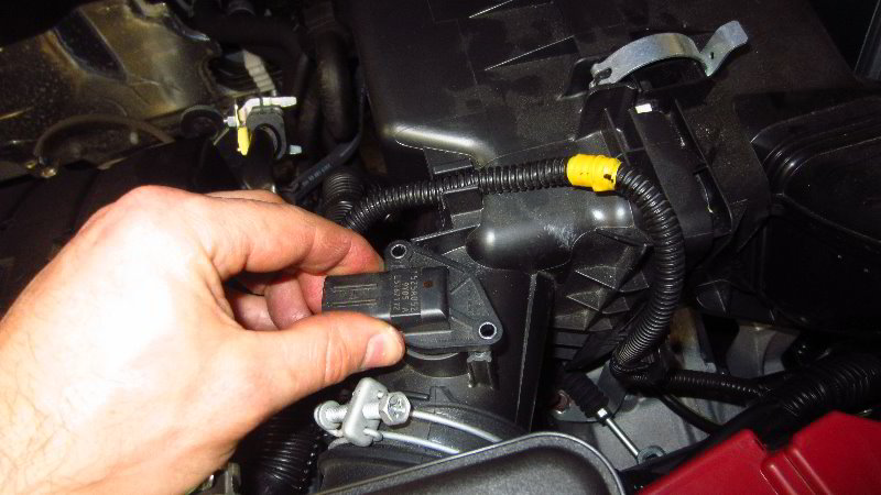 2014-2021-Mitsubishi-Outlander-MAF-Sensor-Replacement-Guide-008