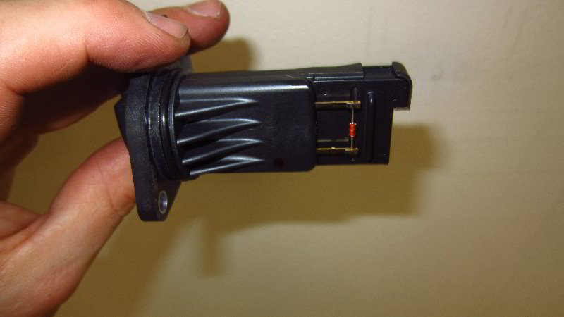 2014-2021-Mitsubishi-Outlander-MAF-Sensor-Replacement-Guide-010