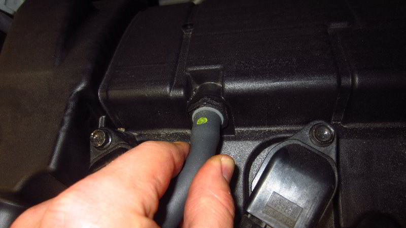 2014-2021-Mitsubishi-Outlander-PCV-Valve-Replacement-Guide-011