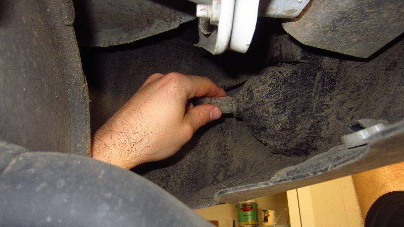 2014-2021-Mitsubishi-Outlander-Reverse-Light-Bulbs-Replacement-Guide-005