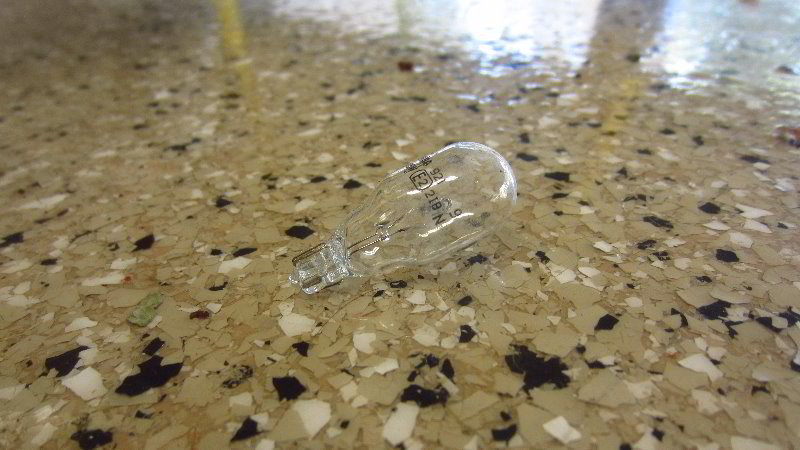 2014-2021-Mitsubishi-Outlander-Reverse-Light-Bulbs-Replacement-Guide-010