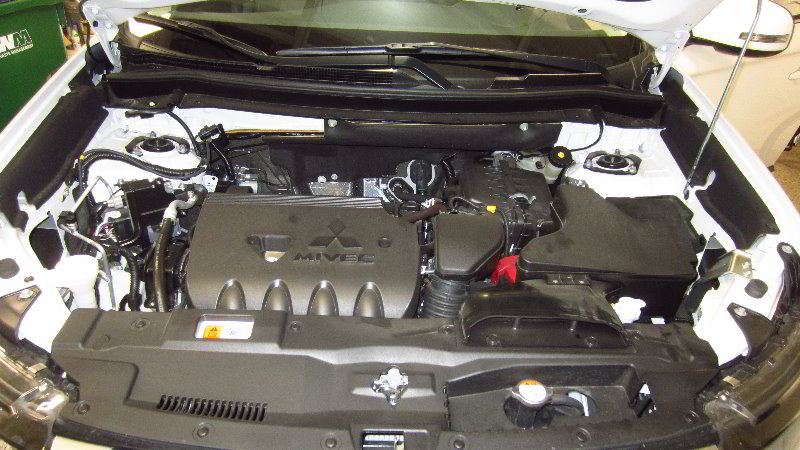 2014-2021-Mitsubishi-Outlander-Spark-Plugs-Replacement-Guide-001