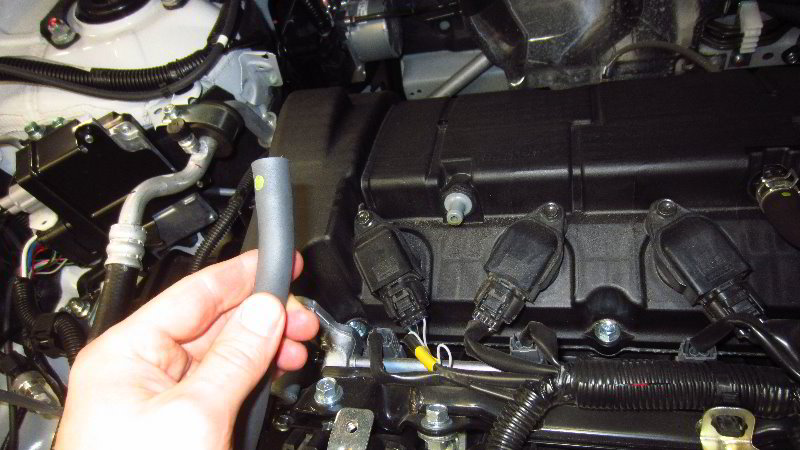 2014-2021-Mitsubishi-Outlander-Spark-Plugs-Replacement-Guide-010