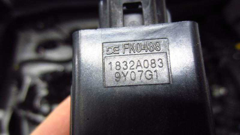 2014-2021-Mitsubishi-Outlander-Spark-Plugs-Replacement-Guide-017