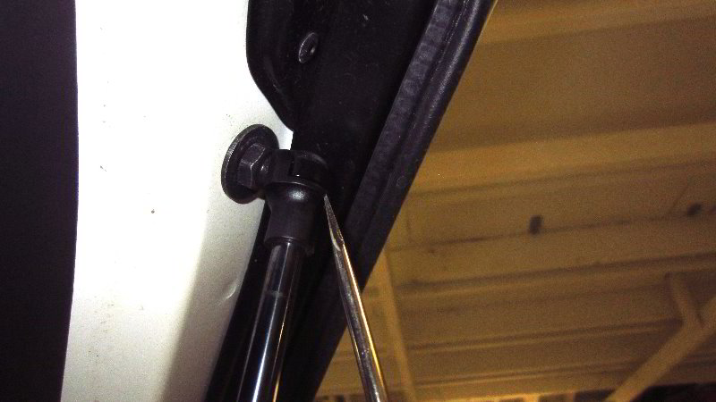 2014-2021-Mitsubishi-Outlander-Tailgate-Lift-Support-Struts-Replacement-Guide-013