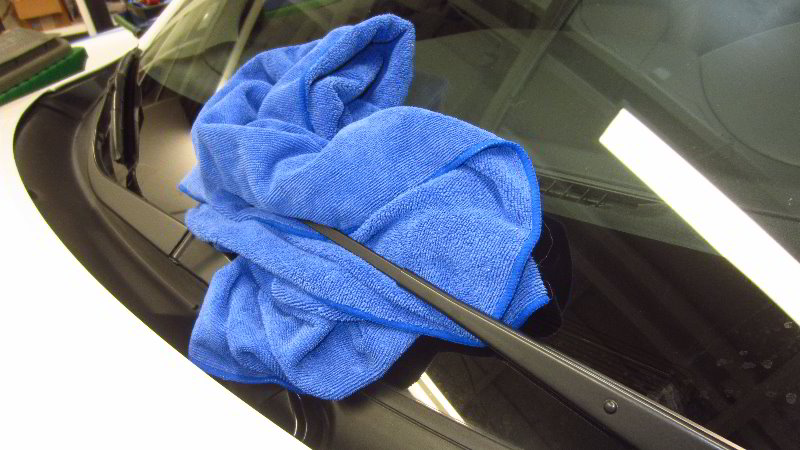 2014-2021-Mitsubishi-Outlander-Windshield-Wiper-Blades-Replacement-Guide-010