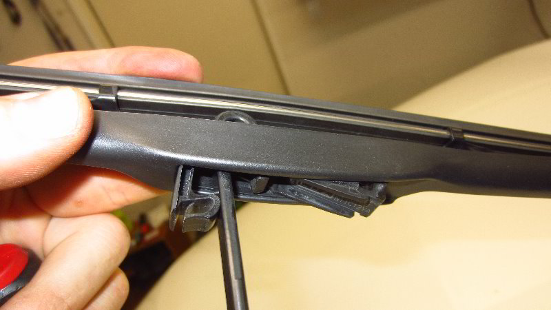 2014-2021-Mitsubishi-Outlander-Windshield-Wiper-Blades-Replacement-Guide-013