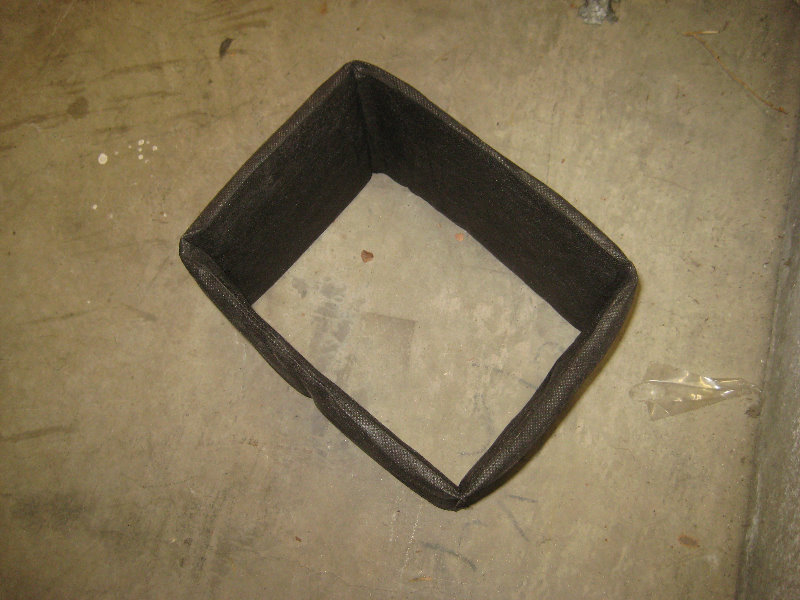 2015-2018-Nissan-Murano-12V-Automotive-Battery-Replacement-Guide-020