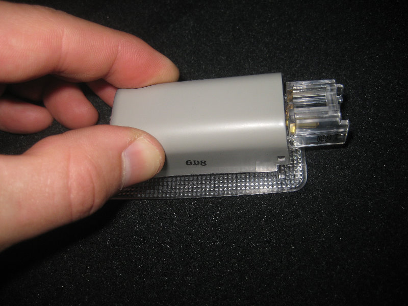 2015-2018-Nissan-Murano-Cargo-Area-Light-Bulb-Replacement-Guide-011