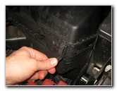 2015-2018-Nissan-Murano-Engine-Air-Filter-Replacement-Guide-014