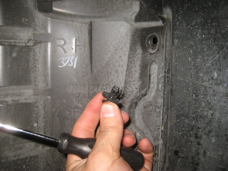 2015-2018-Nissan-Murano-Oil-Change-Filter-Replacement-Guide-033