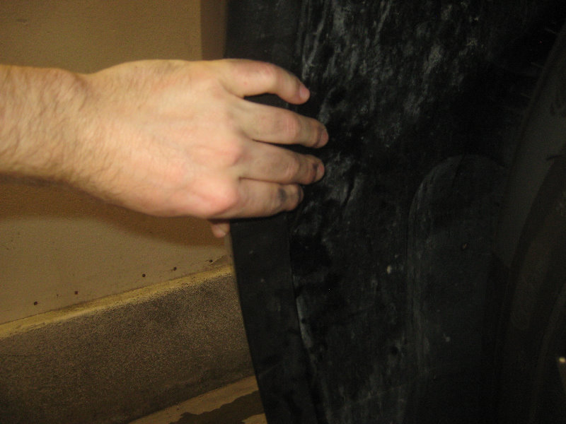 2015-2018-Nissan-Murano-Fog-Light-Bulbs-Replacement-Guide-021