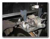 2015-2018-Nissan-Murano-Front-Brake-Pads-Replacement-Guide-020