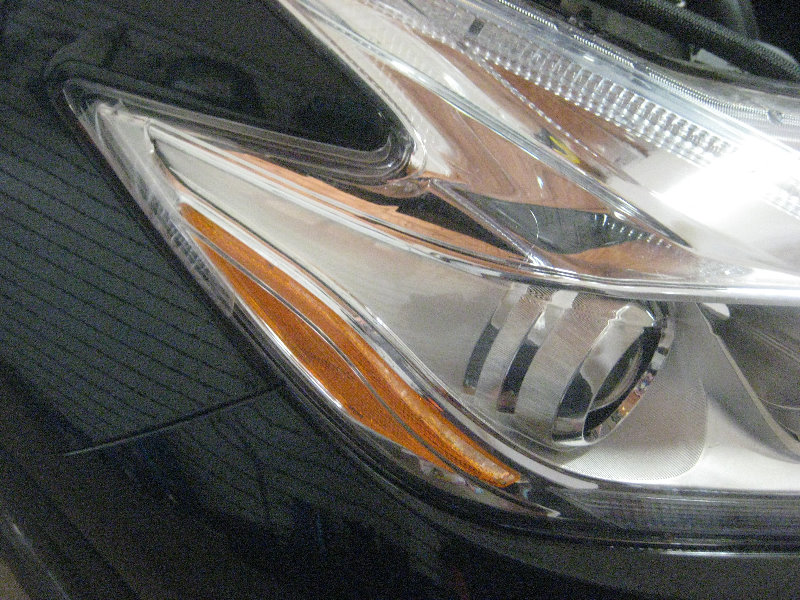 2015-2018-Nissan-Murano-Headlight-Bulbs-Replacement-Guide-042