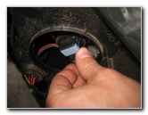 2015-2018-Nissan-Murano-Headlight-Bulbs-Replacement-Guide-024