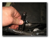 2015-2018-Nissan-Murano-Headlight-Bulbs-Replacement-Guide-045