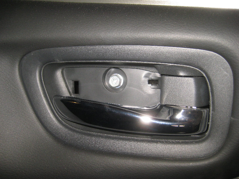 2015-2018-Nissan-Murano-Interior-Door-Panel-Removal-Speaker-Upgrade-Guide-013