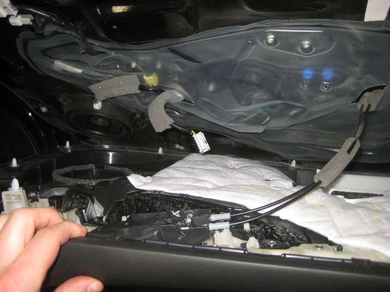 2015-2018-Nissan-Murano-Interior-Door-Panel-Removal-Speaker-Upgrade-Guide-024