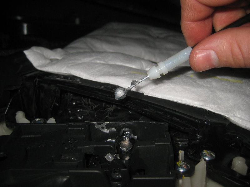 2015-2018-Nissan-Murano-Interior-Door-Panel-Removal-Speaker-Upgrade-Guide-029