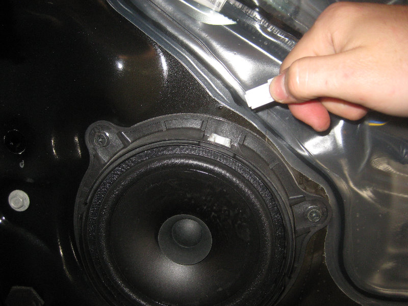2015-2018-Nissan-Murano-Interior-Door-Panel-Removal-Speaker-Upgrade-Guide-033